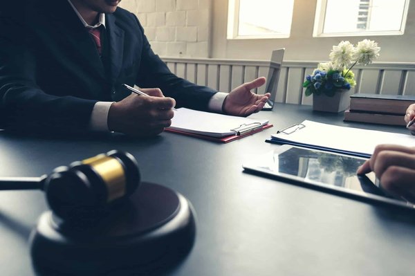 Quels sont les services offerts par le cabinet d'avocats Kibler ?